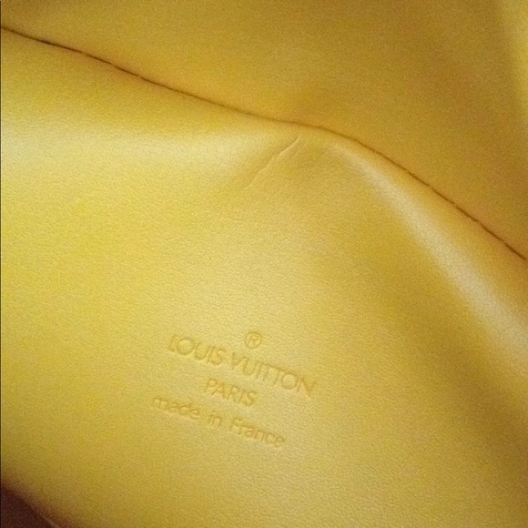 LOUIS VUITTON Monogram Tompkins Square Bag - Picture 7 of 8